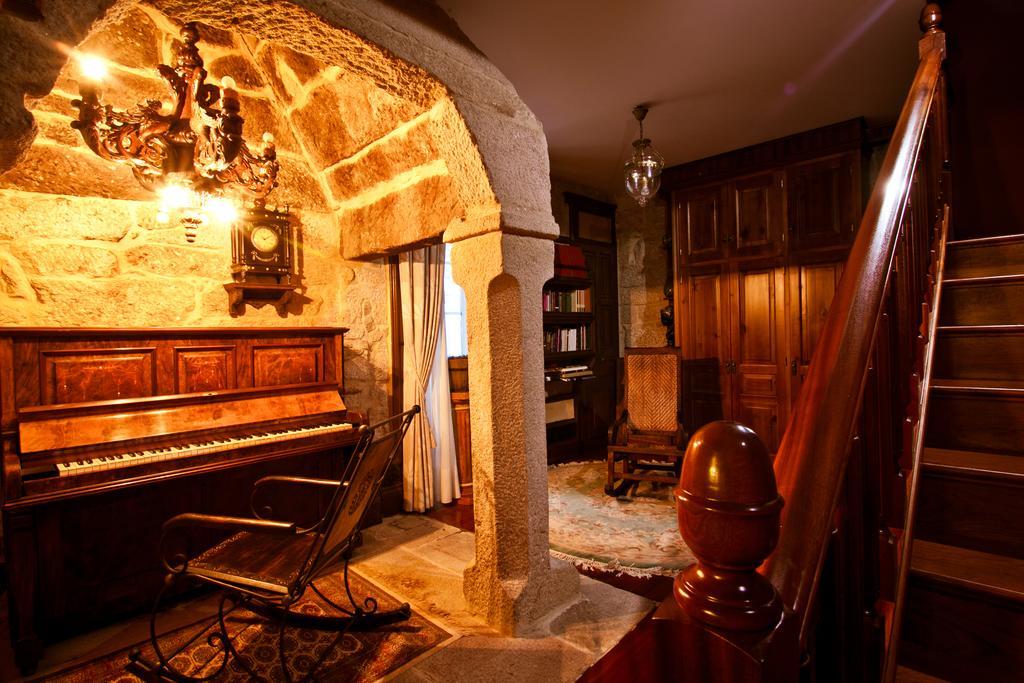 ホテル Casa Grande La Almuina Arbo エクステリア 写真